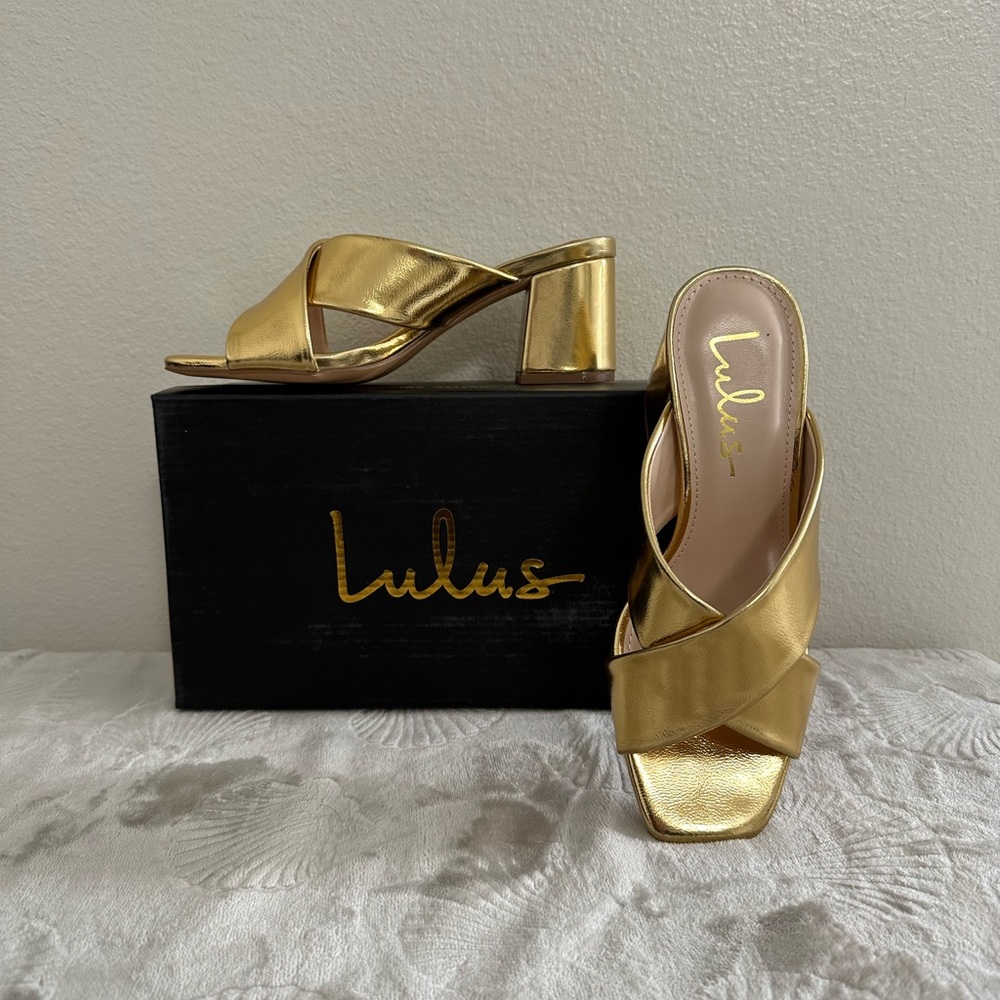 Lulu's Ybarra Metallic Gold Block Heel Sandals